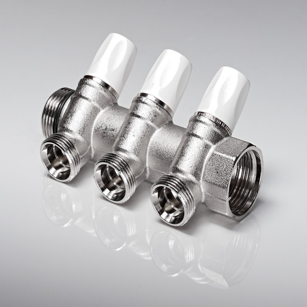 Коллектор REHAU латунный с регулирующими вентилями 1"х3/4" 3 выхода под евроконус