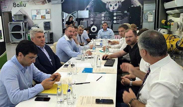 Александр Ремига провел заседание рабочей группы по созданию ОЭЗ в Технопарке «Русклимат ИКСЭл»